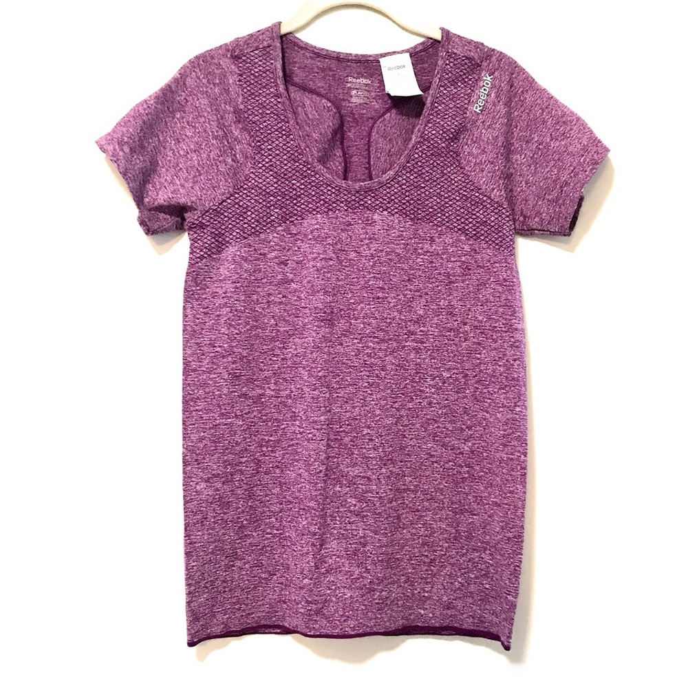 Reebok Workout Top Seamless Gym Top NWOT - Size M